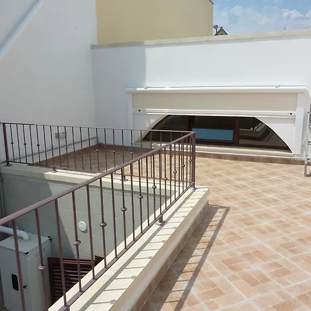 Holiday home Casa Gianni Merine